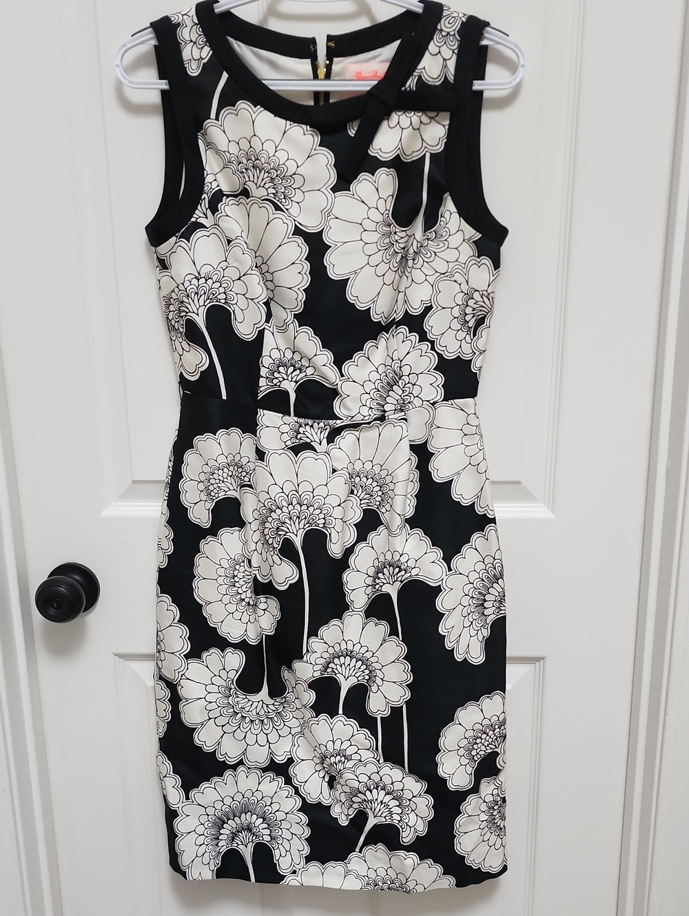 Kate Spade‎ New York Florence Broadhurst Silk Blend Dress in a size 4.